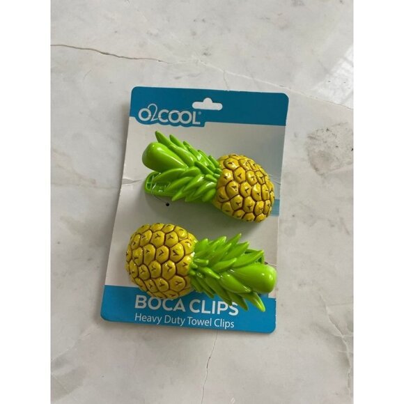 O2Cool Pineapple Boca Clips Heavy Duty Towel Clips - Picture 1 of 5